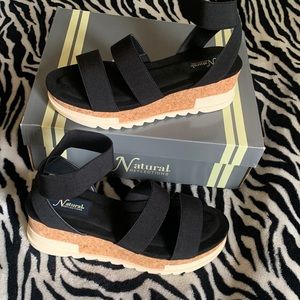 Natural reflection ankle strap platform sandals
